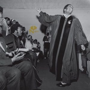 PASTOR T.L. BARRETT AND THE YOUTH FOR CHRIST CHOIR I Shall Wear A Crown 5CD box